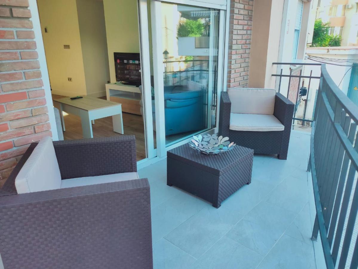 Beautiful Apartment In Third Line Beach Boliches Фуэнхирола Экстерьер фото